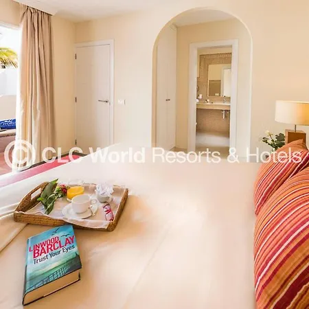 Clc Sunningdale Village Гостевой дом